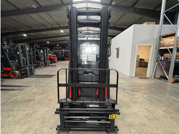 Forklift LINDE E12