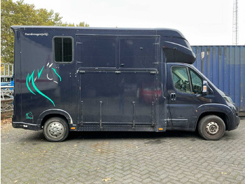 Commercial vehicle PEUGEOT Boxer