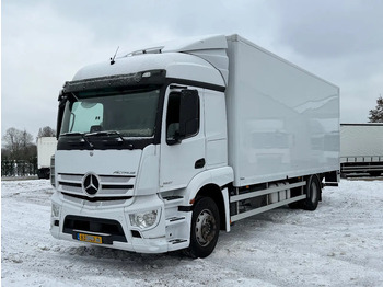 Box truck MERCEDES-BENZ Actros