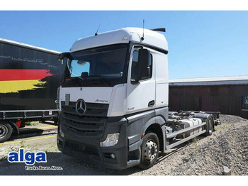 Cab chassis truck MERCEDES-BENZ Actros 1842