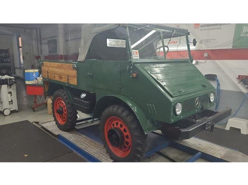 Open body delivery van