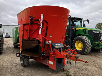 Forage mixer wagon KUHN
