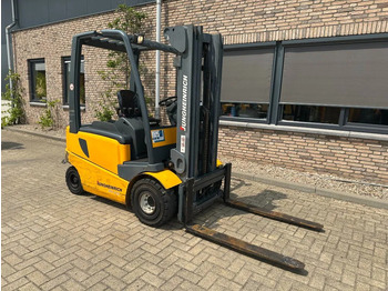 Electric forklift Jungheinrich EFG 425 k-470DZ/SP 2.5 ton Triplex Freelift Sideshift Elektra Heftruck Accu 2016: picture 3