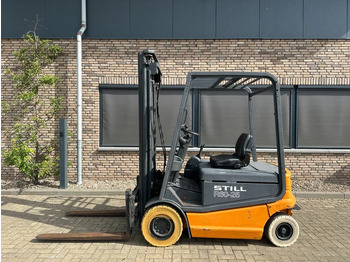 Electric forklift STILL R60