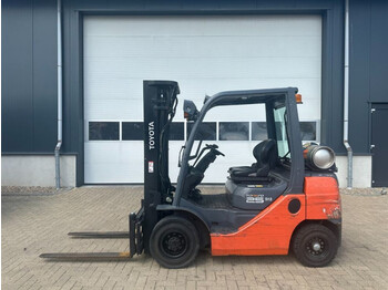 LPG forklift TOYOTA