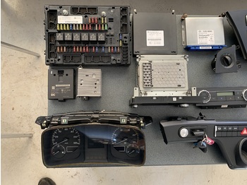 Electrical system for Truck ELECTRONIC CONTROL UNITS ACTROS MP4: picture 2 Electrical system for Truck ELECTRONIC CONTROL UNITS ACTROS MP4: picture 2