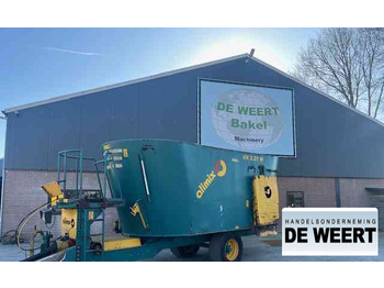 Forage mixer wagon