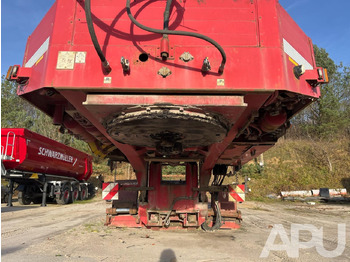 Low loader semi-trailer Goldhofer STZ-VL4-46/80: picture 2 Low loader semi-trailer Goldhofer STZ-VL4-46/80: picture 2