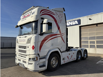 Tractor unit SCANIA R 500