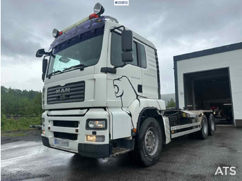 Hook lift truck MAN TGA 26.480