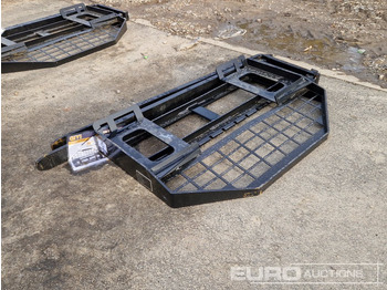 Material handling equipment