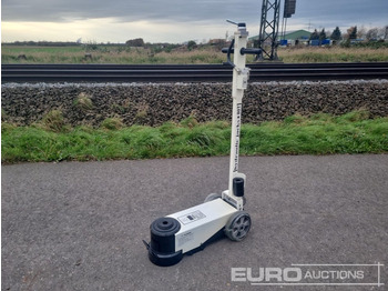 Material handling equipment