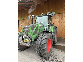 Farm tractor FENDT 500 Vario
