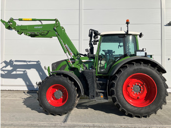 Farm tractor FENDT 718 Vario