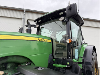 Farm tractor John Deere 8320 R: picture 3