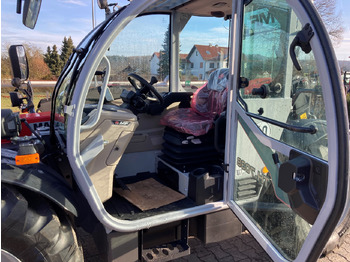New Telescopic handler Massey Ferguson TH.7038 Standard Stage 5 Exclu: picture 5