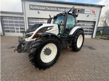 Farm tractor VALTRA T214