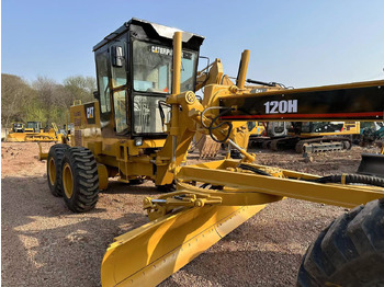 Grader CATERPILLAR 120H motor grader: picture 3