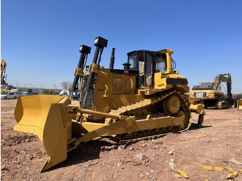 Bulldozer CATERPILLAR D8R