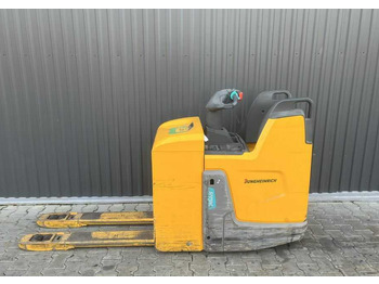 Pallet truck Jungheinrich ERE225: picture 2 Pallet truck Jungheinrich ERE225: picture 2