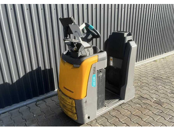 Tow tractor JUNGHEINRICH