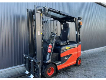 Electric forklift LINDE E