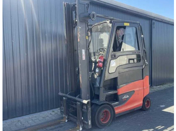 Electric forklift LINDE E