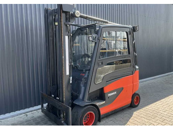 Electric forklift LINDE E