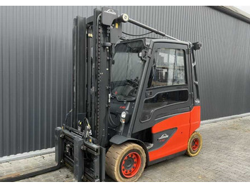 Electric forklift LINDE E