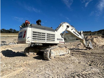 Excavator LIEBHERR
