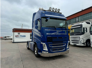 Tractor unit VOLVO FH 540