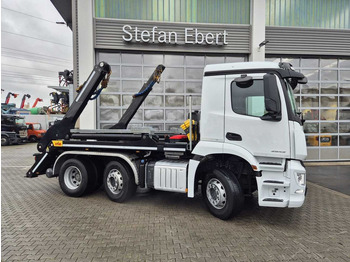 Skip loader truck Mercedes-Benz Arocs 2543 L 6x2/4 Hiab TS 2018 TAZ Funk: picture 4