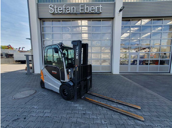 Electric forklift STILL RX60