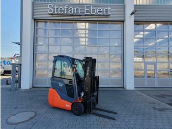 Electric forklift TOYOTA