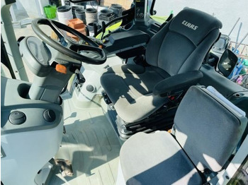 Farm tractor Claas ARION 620: picture 4