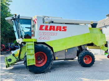 Combine harvester CLAAS Lexion 440