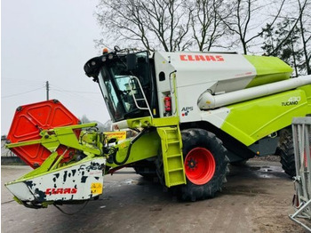 Combine harvester CLAAS Tucano 430