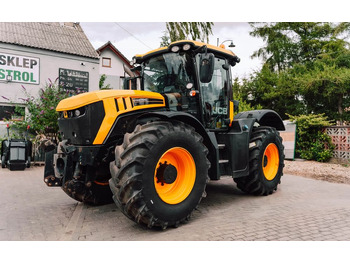 Farm tractor JCB Fastrac 4220