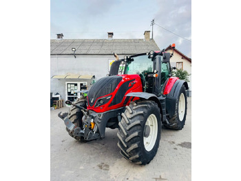 Farm tractor VALTRA T214