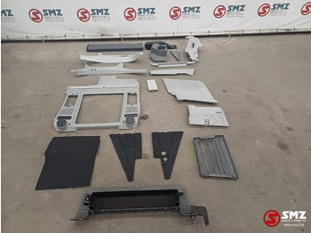 Cab and interior CATERPILLAR