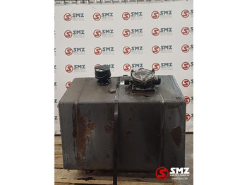 Hydraulic tank