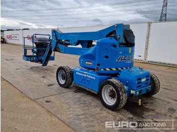Aerial platform 2012 JLG M450AJ: picture 3
