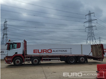 Dropside/ Flatbed truck for transportation of heavy machinery 2014 Scania P410: picture 2