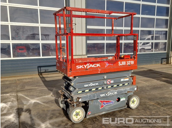 Aerial platform SKYJACK