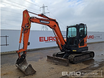Mini excavator DOOSAN DX62R-3