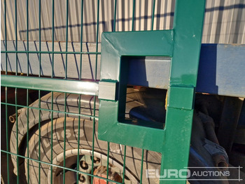 Construction equipment 4m x 2.3m Heavy Duty Galvanized Powder Coated Gate (2 of), 100mm x 100mm Post (2 of), Assembly Kit (Green): picture 4
