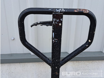Material handling equipment 2500Kg Pallet Truck: picture 4