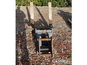 Material handling equipment