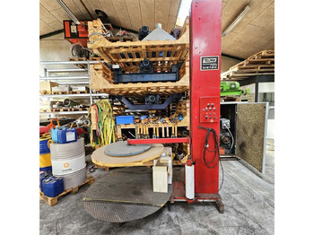 Packaging machinery
