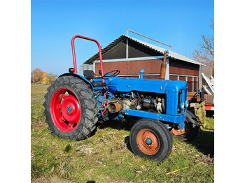 Farm tractor FORD